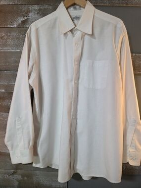 Specialty Collection Men's White Button-Up Dress Shirt with Chest Pocket